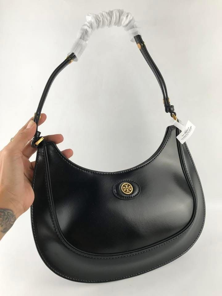 Tory Spazollato Hobo Bag (Category: Luxury Bags & Wallets) located in Manila. Submitted by msddirectfactoryoutlet (Listing ID 1370032548, Image 2). Description: .
