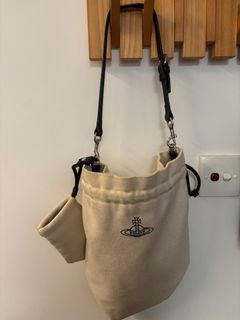 （分類：）位於 。 由 uneedajacket 提交（商品編號 1370030619，圖片 1）。簡介： 。