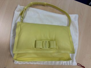 2024☆美品☆Ferragamo☆VIVA BOW☆バッグ☆ 2024☆美品☆Ferragamo☆VIVA BOW☆バッグ☆ 【公式通販】