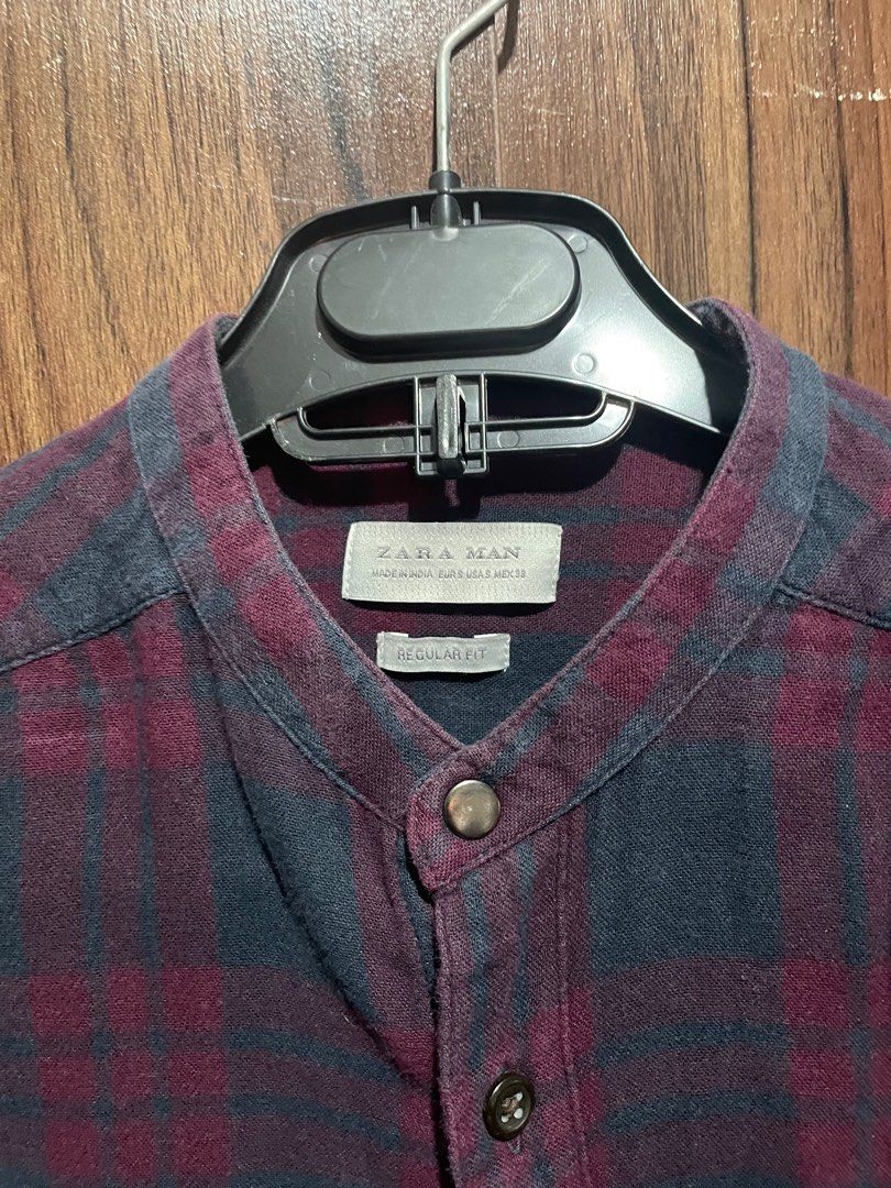 ZARA CHECK LONGSLEEVES SHIRT (Category: Tshirts & Polo Shirts ) located in Paranaque City. Submitted by justdm (Listing ID 1369938179, Image 2). Description: ZARA MAN LONG SLEEVE SHIRT SMALL .