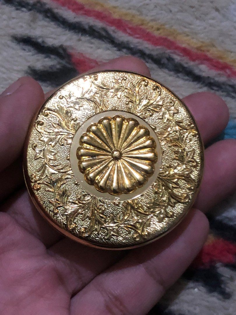 24K gold plated stamp pad (Category: Craft Supplies & Tools) located in Quezon City. Submitted by markgolveo (Listing ID 1366784486, Image 2). Description: 24K gold plated stamp pad.