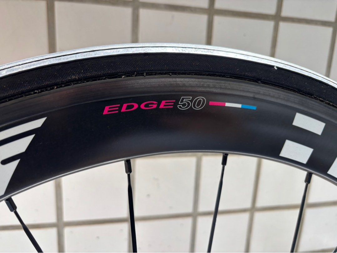 公路自行自行 700C 密封承超圈 11 速支 1650 克 Amazon.com: 700C 公路自行車輪組密封軸承7 8 9 10 11 12 速度