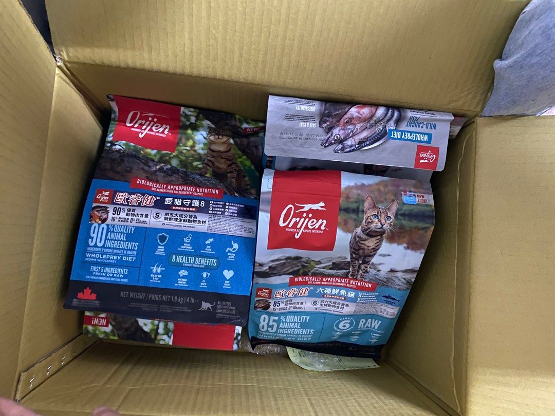 由 a09097878759894 (刊登 ID 1366888341，圖片 3) 提交，位於 屏東縣 (Pingtung) 的 貓飼料（歐睿健） (類別：寵物食品)，說明：因貓咪腎衰醫師建議吃配方飼料不適合吃故售出，不可議價 購買來源：寵物展 歐睿健1.8公斤全新未開封；6種鮮魚貓、守護8個有三包，有效日期皆為2026到期，價位1250元/包（三包歐睿健可寄超商）。