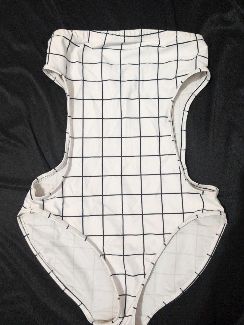American apparel one piece swimsuit (Category: Bikinis & Swimsuits) located in Imus. Submitted by kmoort (Listing ID 1366736468, Image 1). Description: large on tag can fit to med and large non padded no pad slot side opening details malinis look LNG no photos when worn sf not included.