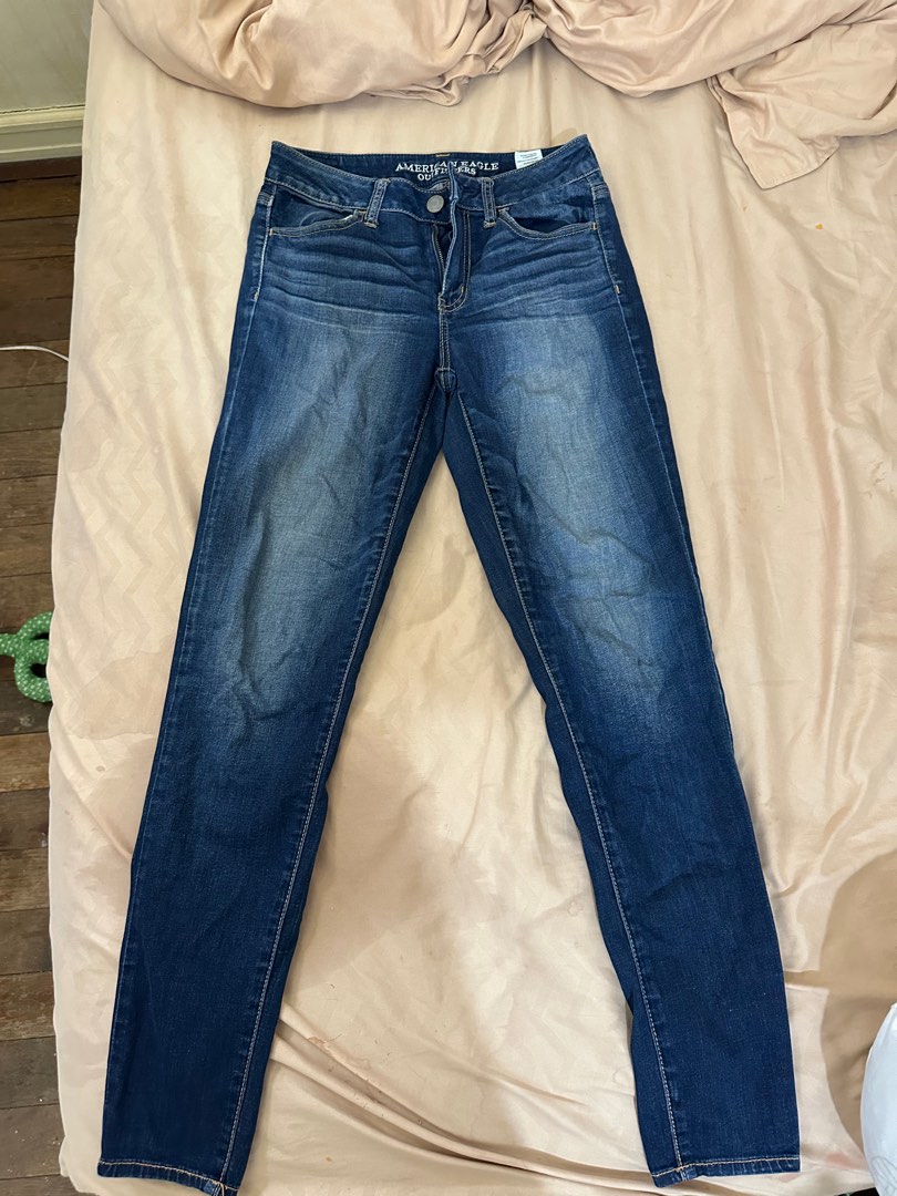 American Eagle Jeans, Women's Fashion, Bottoms, Jeans on Carousell