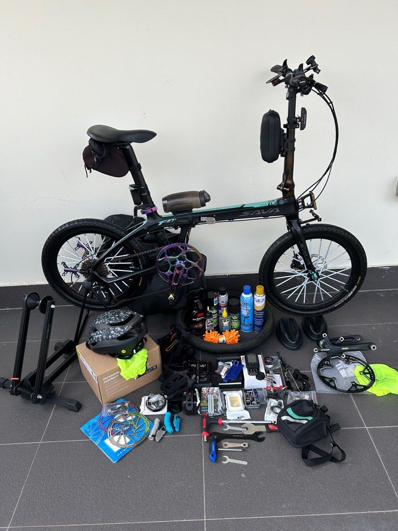 Bicycle Sava Z1 - upgraded (Category: Bicycles) located in Singapore. Submitted by capt.cj (Listing ID 1366824249, Image 2). Description: Selling Bicycle Sava Z1 - Upgraded - SELLING AS SET (all in the photo and as described) Note: everything is included as shown in the photos. - 9 speed - foldable and Matt carbon fiber life pro steering bar - 20 inches continental tyres (upgrade and will provide the old one - almost new) - old tyres will be give