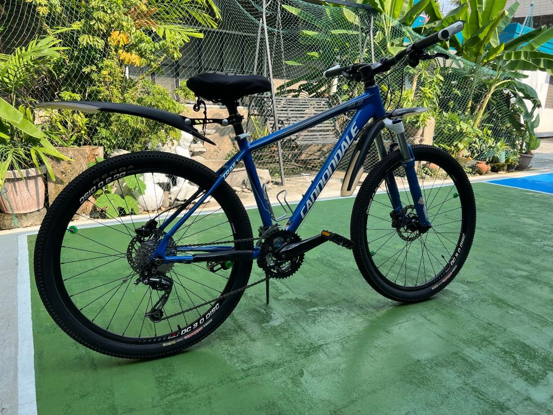Cannondale Trail SL2 (Category: Bicycles) located in Quezon City. Submitted by shopthebestbargains (Listing ID 1366906833, Image 1). Description: Good condition. Frame size M. Comes with free high-powered bicycle headlamp. Selling to declutter..