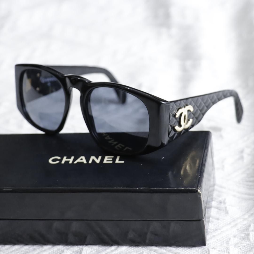 CHANEL Sunglasses Matelasse Coco Mark Gold Black From Japan M115