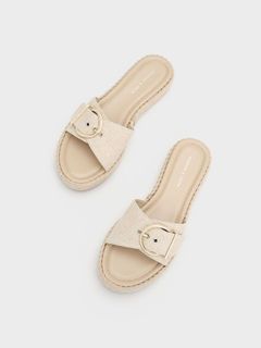 (Category: ) located in . Submitted by budgetfash (Listing ID 1366793918, Image 1). Description: .