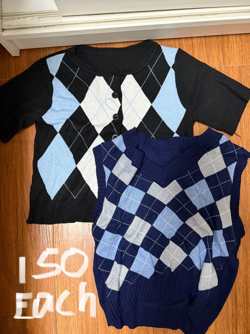 Declutterring clothes 9 for only 1000 (Category: Activewear) located in Quezon City. Submitted by kim26azuce23443 (Listing ID 1366859398, Image 1). Description: decluttering .