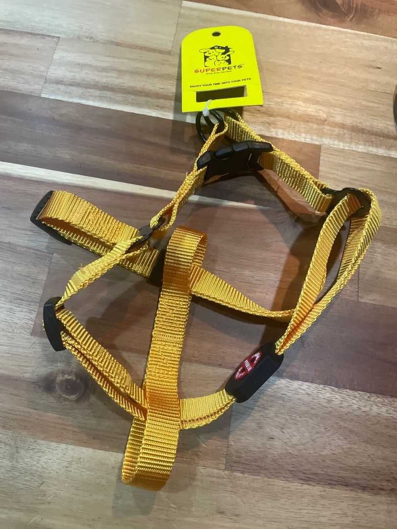 Dog Harness + Leash (Category: Homes & Other Pet Accessories) located in Singapore. Submitted by ithunkirock (Listing ID 1366855051, Image 2). Description: Brand New Step-in harness and leash for dogs!!! With tag, from Superpets Will throw in collapsible bowl for free also! .