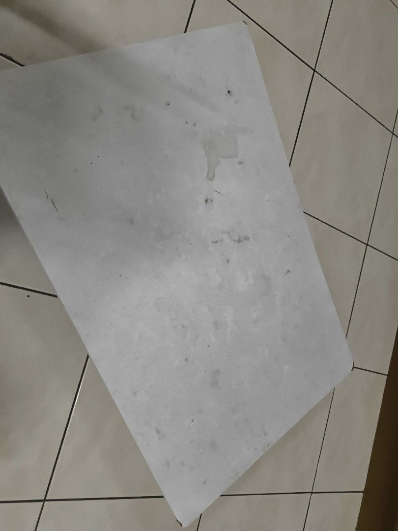 Foldable table (Category: Tables & Sets) located in Kuala Lumpur. Submitted by gracecheong1998 (Listing ID 1366845515, Image 2). Description: small table. foldable..