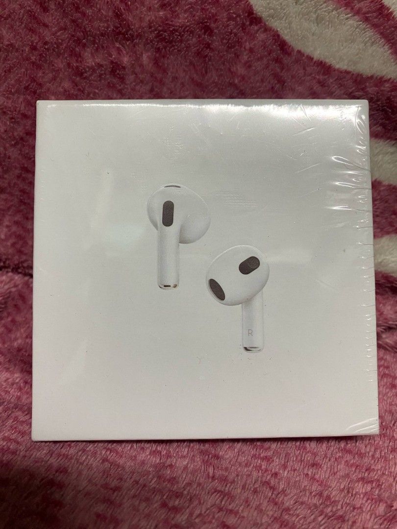Gen 3 airpods 💯 (Category: Headphones & Headsets) located in Manila. Submitted by pricious (Listing ID 1366746355, Image 1). Description: .