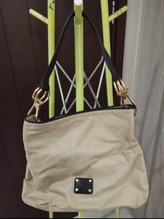(Kategori: ) berada di . Dikirim oleh wibithesecond (ID iklan 1366828414, Gambar 1). Deskripsi: .