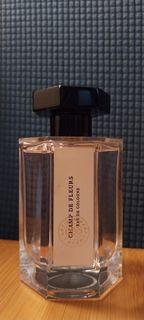 （分類：）位於 。 由 rainrainrainie 提交（商品編號 1366869654，圖片 1）。簡介： 。