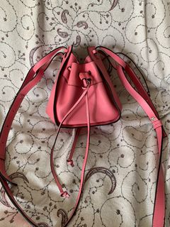 (Kategori: ) berada di . Dikirim oleh dayughassani (ID iklan 1366839880, Gambar 1). Deskripsi: .