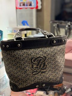(Category: ) located in . Submitted by dear.ondee (Listing ID 1366903922, Image 1). Description: .