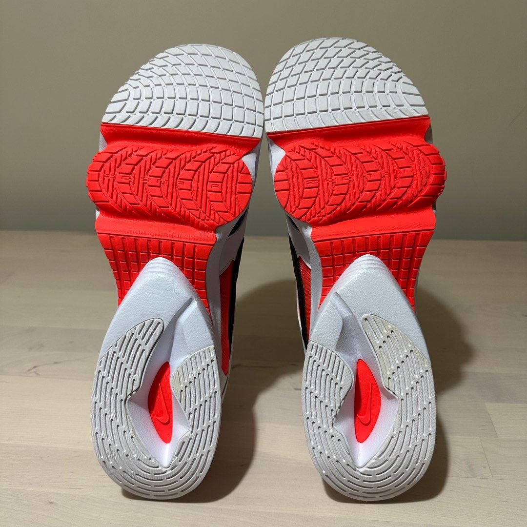 nike air zoom division on feet