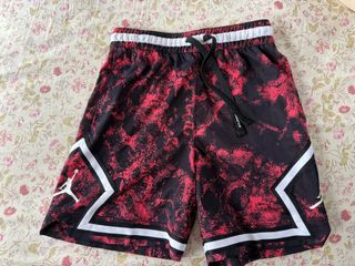 (Category: ) located in . Submitted by kimchijjigaee (Listing ID 1366793920, Image 1). Description: .
