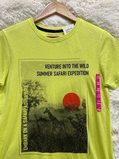 (Category: ) located in . Submitted by aaamoreapparel (Listing ID 1366797934, Image 1). Description: .