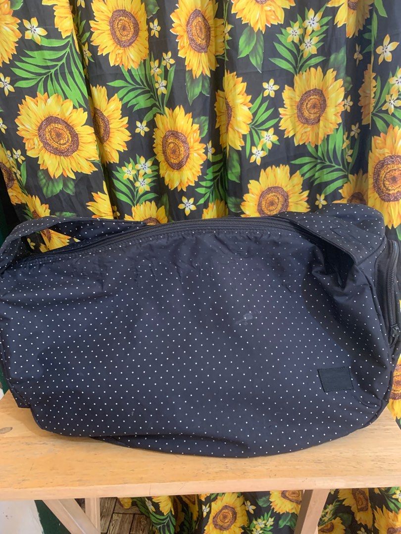Porter Sling Bag (Category: Cross-body Bags) located in Batangas. Submitted by roams (Listing ID 1366870981, Image 1). Description: Nice pa in actual May slightly faded sa main compartment see photos na lang po Kulang ng isang puller sa side pocket Faded na rin ang name brand sa harap Just pm😊.