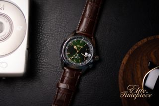 (Category: ) located in . Submitted by elite.timepiece (Listing ID 1366820474, Image 1). Description: .