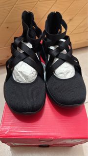 （分類：）位於 。 由 hannah45 提交（商品編號 1366758804，圖片 1）。簡介： 。
