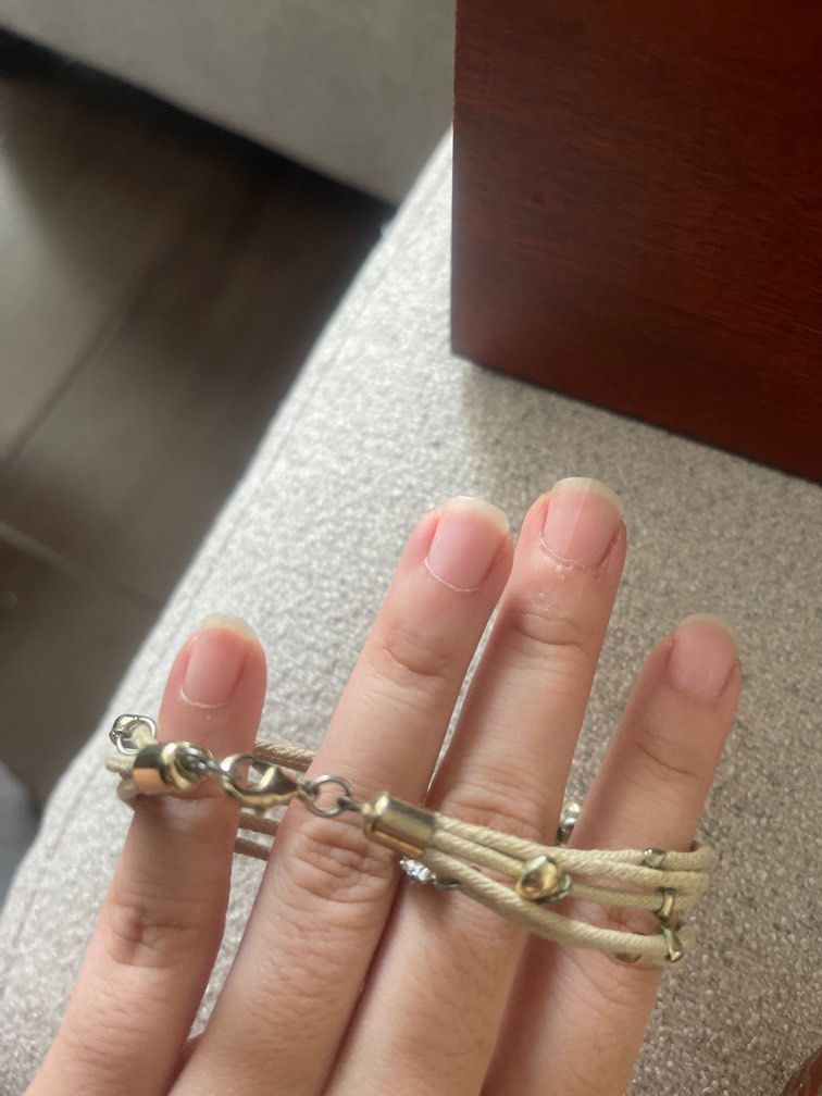 String bracelets (Category: Bracelets) located in Quezon City. Submitted by di_one (Listing ID 1366790515, Image 2). Description: .