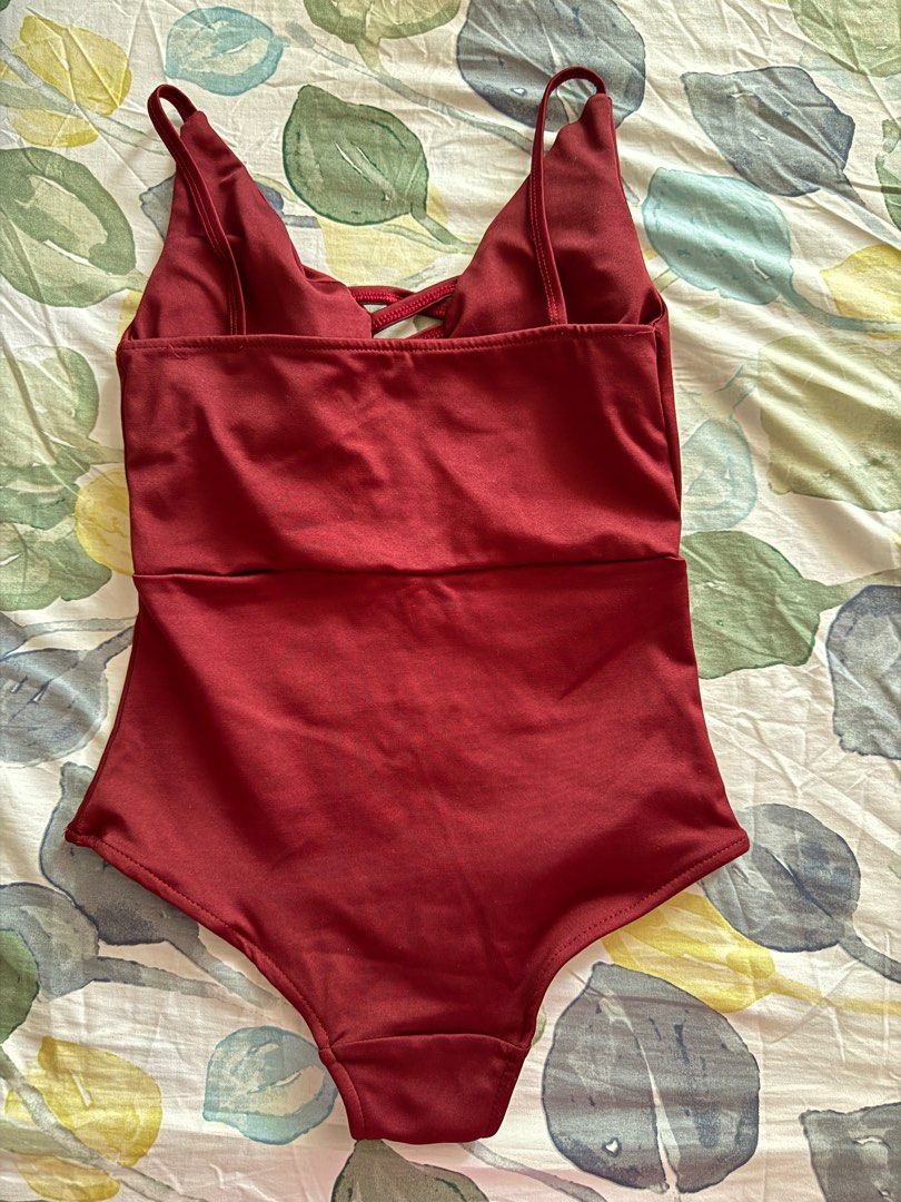 SALE - Swimsuit in red (Category: Bikinis & Swimsuits) located in Pasig City. Submitted by yssayay09 (Listing ID 1366772859, Image 3). Description: Fits to S and M Worn once.
