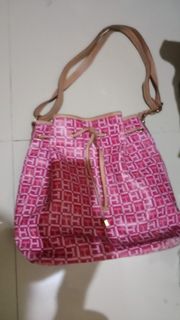 (Kategori: ) berada di . Dikirim oleh imulimul7440377 (ID iklan 1366908823, Gambar 1). Deskripsi: .