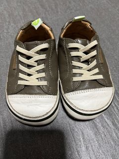 (Category: ) located in . Submitted by Shopaholic81 (Listing ID 1366787949, Image 1). Description: .