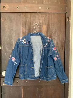 (Category: ) located in . Submitted by chowkiesells (Listing ID 1366773303, Image 1). Description: .