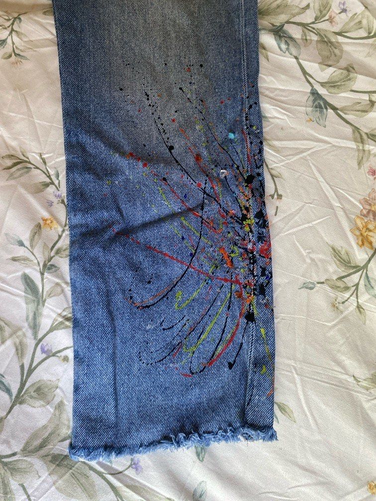 V Zara Midrise Jeans (Category: Jeans) located in Paranaque City. Submitted by chowkiesells (Listing ID 1366767466, Image 3). Description: Good quality denim, embellishments still in tact!.