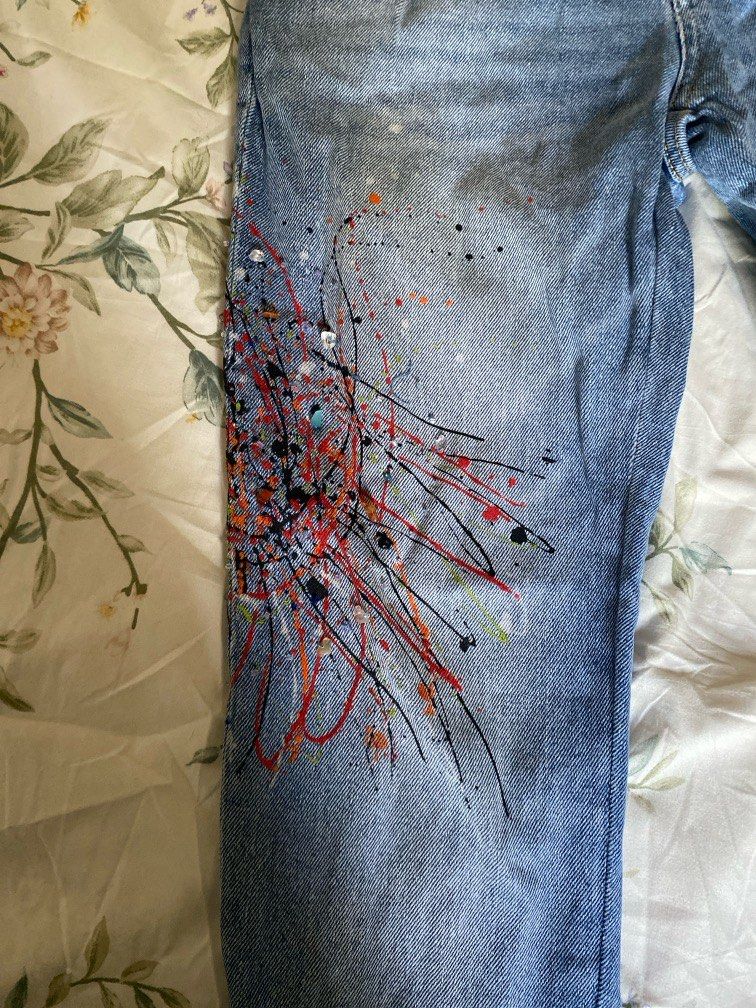 V Zara Midrise Jeans (Category: Jeans) located in Paranaque City. Submitted by chowkiesells (Listing ID 1366767466, Image 2). Description: Good quality denim, embellishments still in tact!.