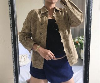 (Category: ) located in . Submitted by the_closet_revival (Listing ID 1366870954, Image 1). Description: .
