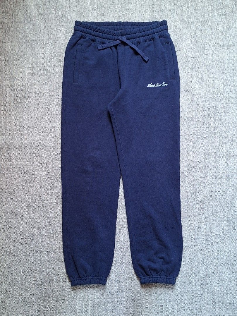 Aime Leon Dore / Sweatpants ( Authentic ) (Category: Joggers) located in Cebu City. Submitted by thehiddengemsbykid (Listing ID 1370188800, Image 1). Description: Aime Leon Dore Sweatpants Size : Medium Waist - 30 up to 42 max Rise - 13 Thigh - 13 Knee - 10 Length - 41 Leg opening - 5 Excellent Condition Emboirdery Logo No fades No issues 3,000 + Sf Thank you..