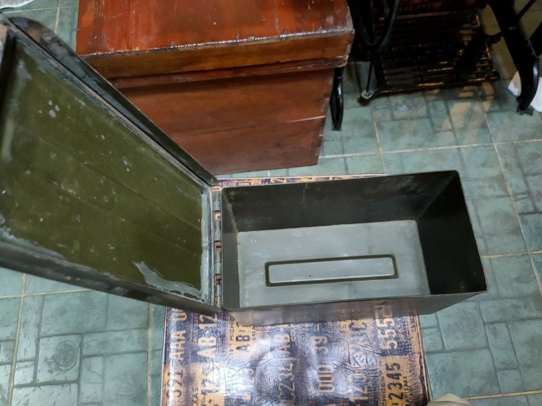 Ammo Box (Category: Storage Boxes & Baskets) located in Santa Maria. Submitted by bexsantiago (Listing ID 1370109262, Image 3). Description: Ammo Box.