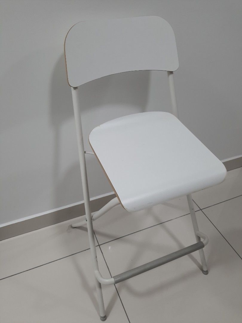 Barstool (Category: Chairs) located in Kuala Lumpur. Submitted by mazlanjoni92539 (Listing ID 1370141097, Image 3). Description: ikea stools 4 unit rm200.