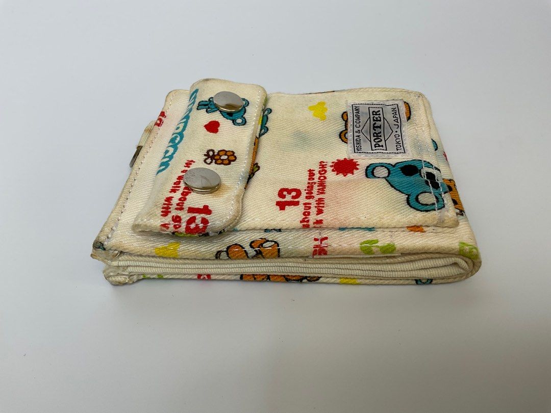 Beamsboy x Porter wallet (Category: Belt bags, Clutches and Pouches) located in Caloocan City. Submitted by siftedthriftedph (Listing ID 1370083016, Image 2). Description: IF STILL POSTED = AVAILABLE Beamsboy x Porter collab wallet Made of canvas, washable L-9.5(laid flat) x H-4in.