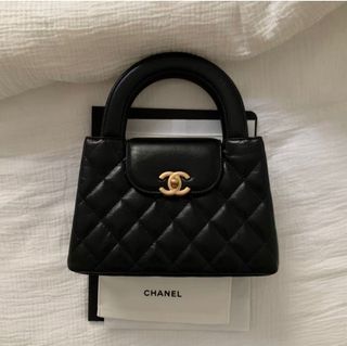 (Category: ) located in . Submitted by bagsandluxuries (Listing ID 1370111308, Image 1). Description: .