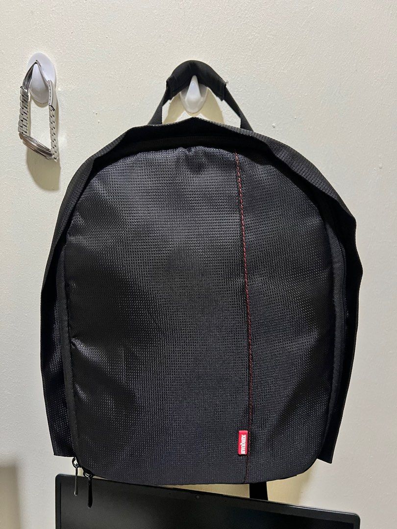 camera backpack (Category: Backpacks) located in Kuantan. Submitted by ahaqaz (Listing ID 1370185604, Image 1). Description: condition 9/10✅ jarang guna .
