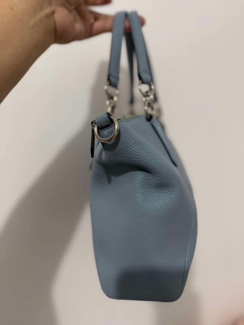Coach kelsey (Category: Luxury Bags & Wallets) located in Cabanatuan. Submitted by shenel05 (Listing ID 1370109401, Image 2). Description: Super ganda promise.
