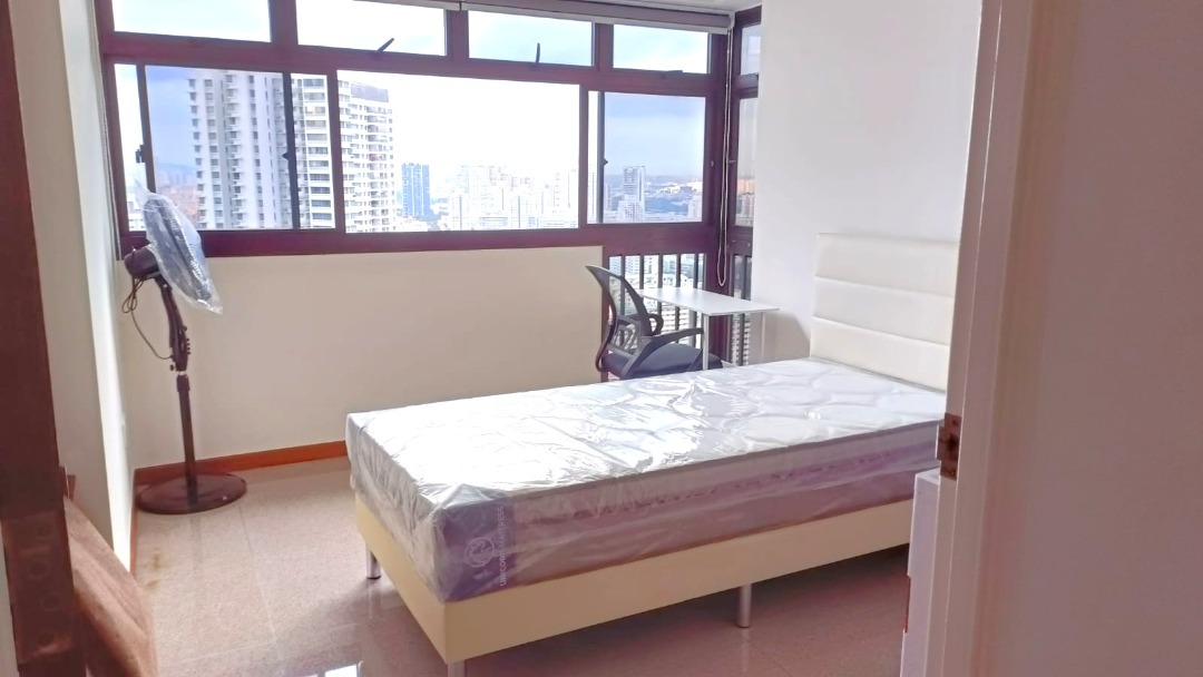 (Category: ) located in . Submitted by your_rental_specialist (Listing ID 1370208300, Image 1). Description: .