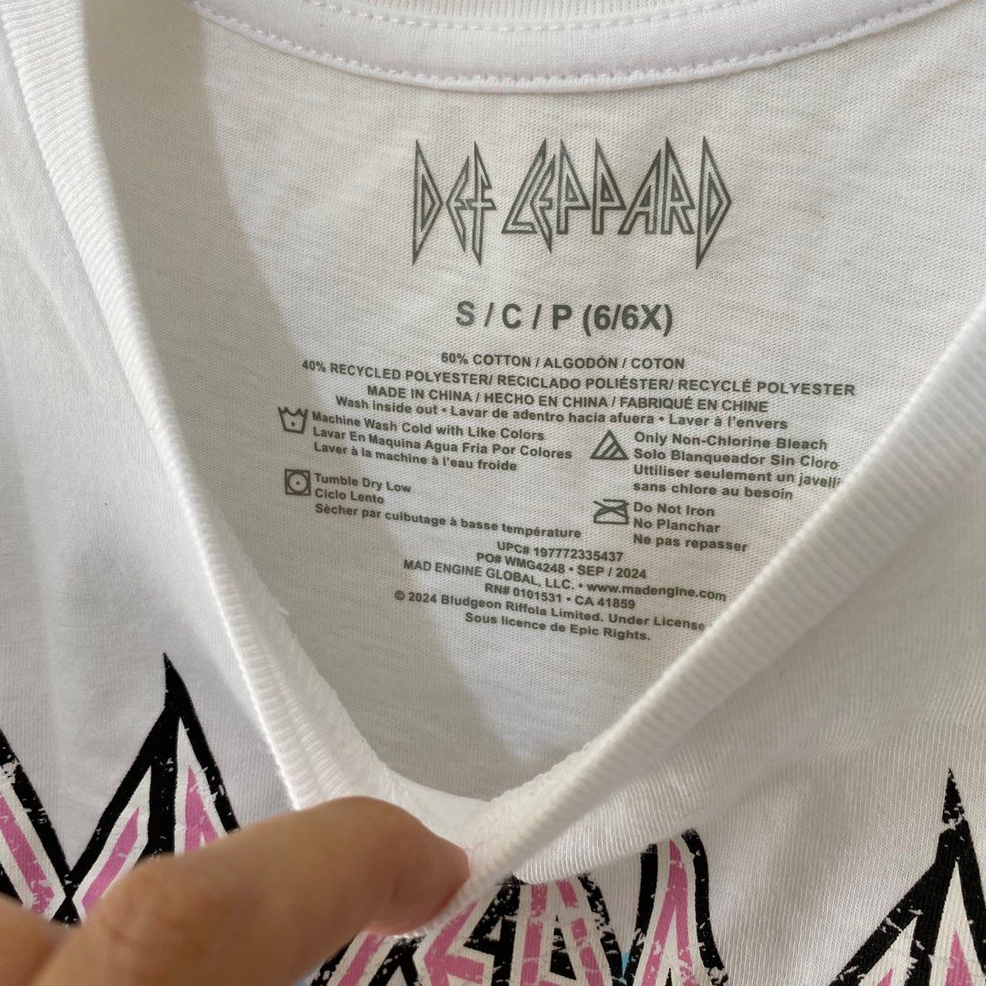 Def Leppard for Kids size 6 (Category: Babies & Kids Fashion) located in Pasig City. Submitted by cuttingties (Listing ID 1370073723, Image 3). Description: Bought in US Size 6 with tag and sticker.