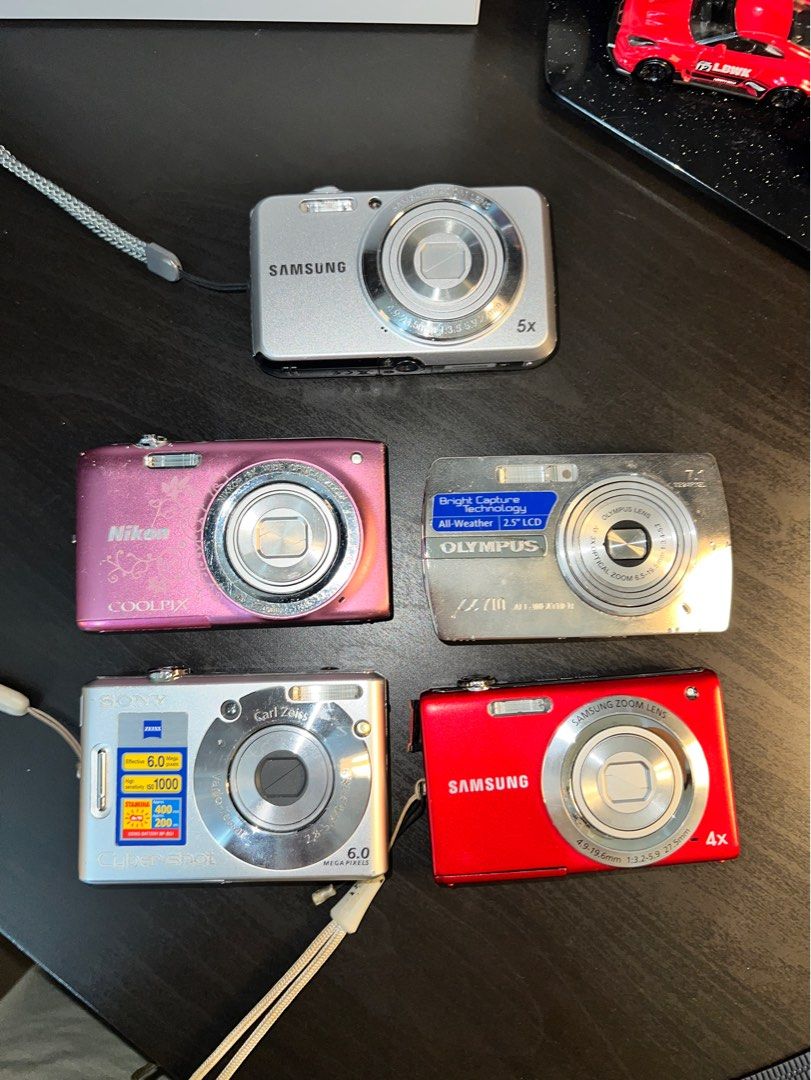 Digital Camera (Untested) (Category: Cameras) located in Shah Alam. Submitted by iemanghaz (Listing ID 1370181698, Image 1). Description: DIGITAL CAMERA (UNTESTED) -CAMERA BELUM CUBA LAGI SEBAB TIADA BATTERY -ROSAK ATAU ELOK SAYA TAK PASTI , RISIKO ATAS BUYER SENDIRI 1-Samsung es80 (SOLD❌) 2-Sony Dsc w30 (SOLD❌) 3-Olympus u710 (SOLD❌) 4-Nikon coolpix s2700 (SOLD❌) 5-Samsung st60 (SOLD❌) 6-Samsung PL55 (RM60) 7-Sony Dsc w30 (RM60) fixed price..