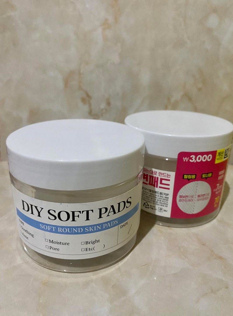 DIY Soft Pads (Daiso Korea) (Category: Face Care) located in Calamba. Submitted by page_areumone1 (Listing ID 1370201229, Image 1). Description: Pads only. You can put your favorite toner ..