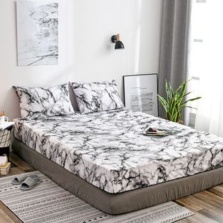(Category: ) located in . Submitted by 5cloths (Listing ID 1370134913, Image 1). Description: .