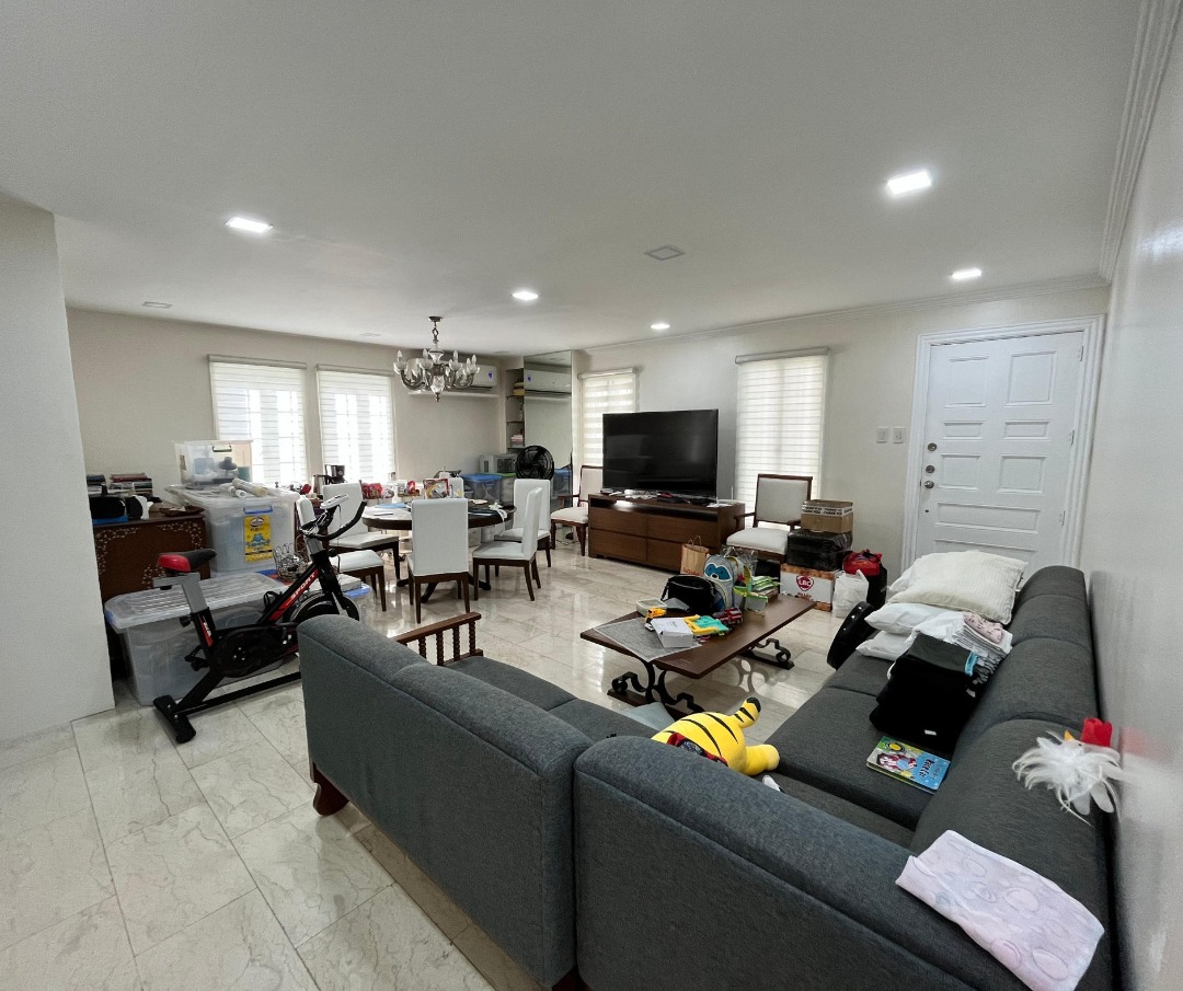 (Category: ) located in . Submitted by REMAXCapital (Listing ID 1370110717, Image 1). Description: .