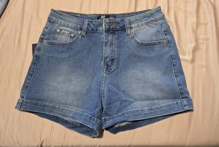 (Category: ) located in . Submitted by funstyle (Listing ID 1370101630, Image 1). Description: .