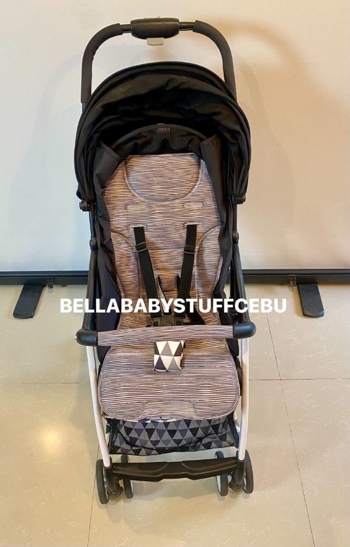 Geoby (GB) Baby Stroller (Category: Strollers) located in Cebu City. Submitted by bellababystuffcebu (Listing ID 1370175997, Image 2). Description: Geoby Baby Stroller Preloved in very good condition Lightweight approx 3.8kg Full Recline for Newborn up to Toddler (15kg) Please see video for reference https://fb.watch/zEkkAvgmcT/? PICK UP TALISAY DELIVERY / SHIPPING BUYERS EXPENSE COD AVAILABLE LOC. CEBU.